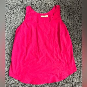 Pink tank top